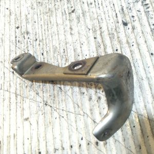 SUBARU IMPREZA WRX NEWAGE 2004  HEAT SHIELD MOUNTING BRACKET