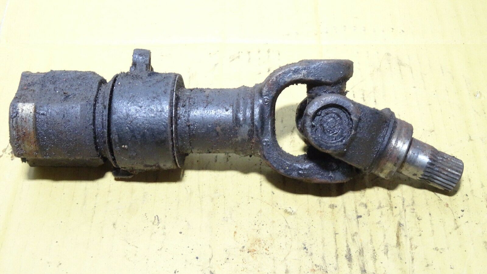 DAIHATSU CHARADE GTti gtxx cb80 inner driveshaft joint