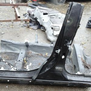 Mitsubishi evo 10 X CZ4A   PASSENGER SIDE LEFT  B POST + SILL CUT