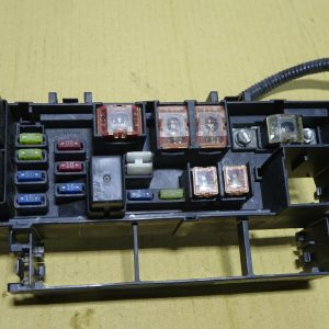 SUBARU IMPREZA WRX STI V9 HAWKEYE 2.0   UNDER ENGINE BAY MAIN FUSEBOX    GDB GDA