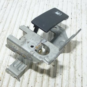 Subaru Impreza WRX  STI V5  WAGON FUEL PETROL LATCH CATCH