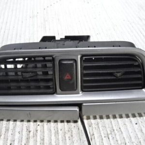 SUBARU IMPREZA WRX NEWAGE  CENTRE DASH AIRVENT + HAZARD SWITCH + CUP HOLDER