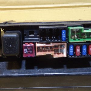 2003 Nissan 350z 3.5 V6 MANUAL FUSE BOX VARIOUS UNDER BONNET