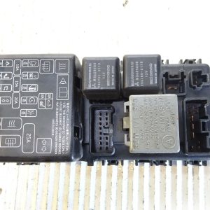 MITSUBISHI EVO 4 5 6  in car fuse b ox fusebox  relays mr228758