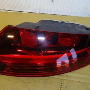 Audi tt 2.0  fsi 2009  REAR BRAKE LIGHT CLUSTER DRIVER RIGHT  SIDE 8J0945096 C