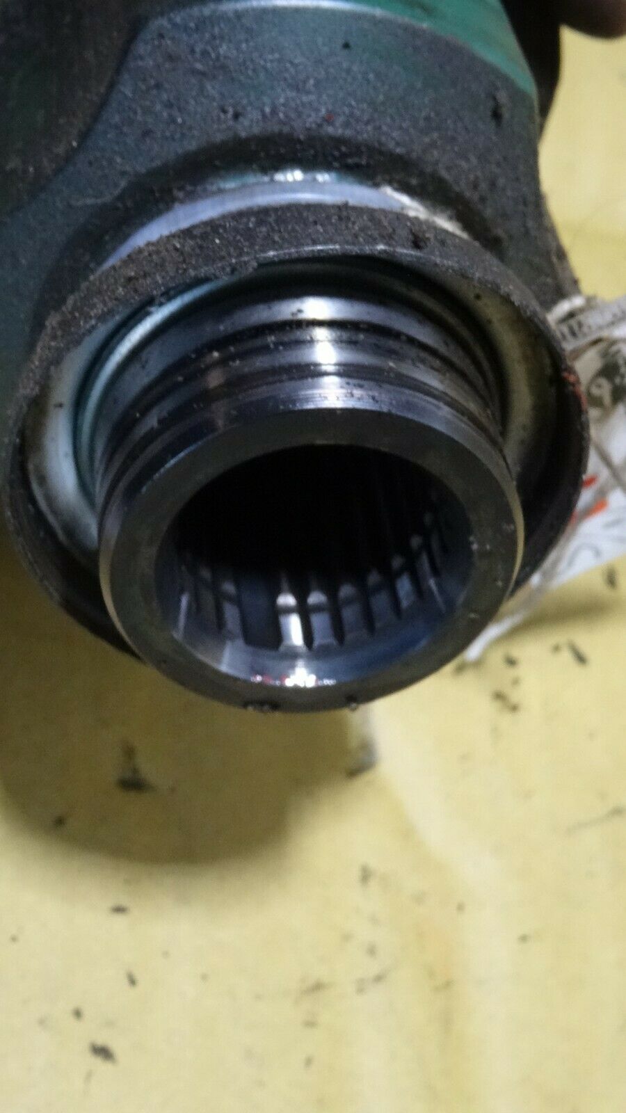 Mitsubishi evo 7 8 9 inner driveshaft cup nsf left passenger ct9a - Image 3