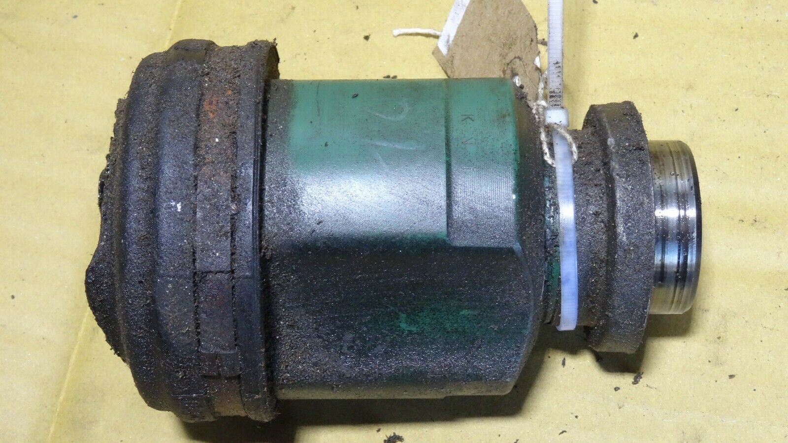Mitsubishi evo 7 8 9 inner driveshaft cup nsf left passenger ct9a