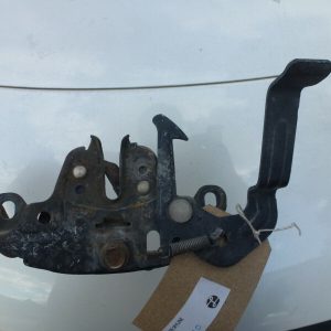 Nissan Skyline R34 GTT BONNET CATCH LATCH