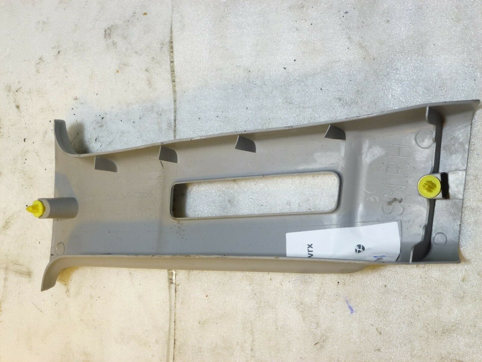 Subaru impreza wrx sti newage B pillar upper trim plastic 94012fe000 right os - Image 3