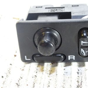subaru impreza  v3  electric side mirror control switch retracting switches