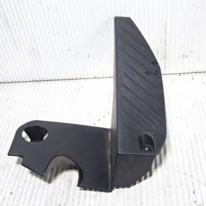 Audi tt mk2 2011 2.0 TFSI DRIVER SIDE FOOT REST MOUNT 8P2 864777 A