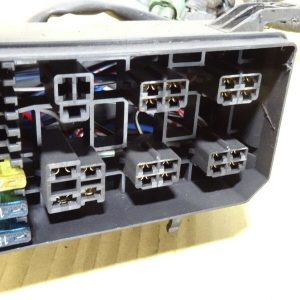 DAIHATSU CHARADE GTTI ENGINE BAY FUSE BOX  CB80