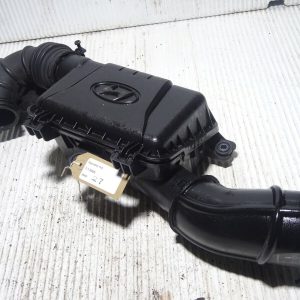 Hyundai i10 1.1 AIR FILTER BOX + PIPE HOSE    2007 to 2011 AIRFILTER BOXES