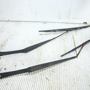 SUBARU IMPREZA WRX STI  FRONT WINDSCREEN WIPER ARMS  GC8 GF8 CLASSIC