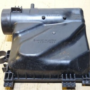 SUBARU IMPREZA WRX STI GVF 2011 air filter box top part a52ag08