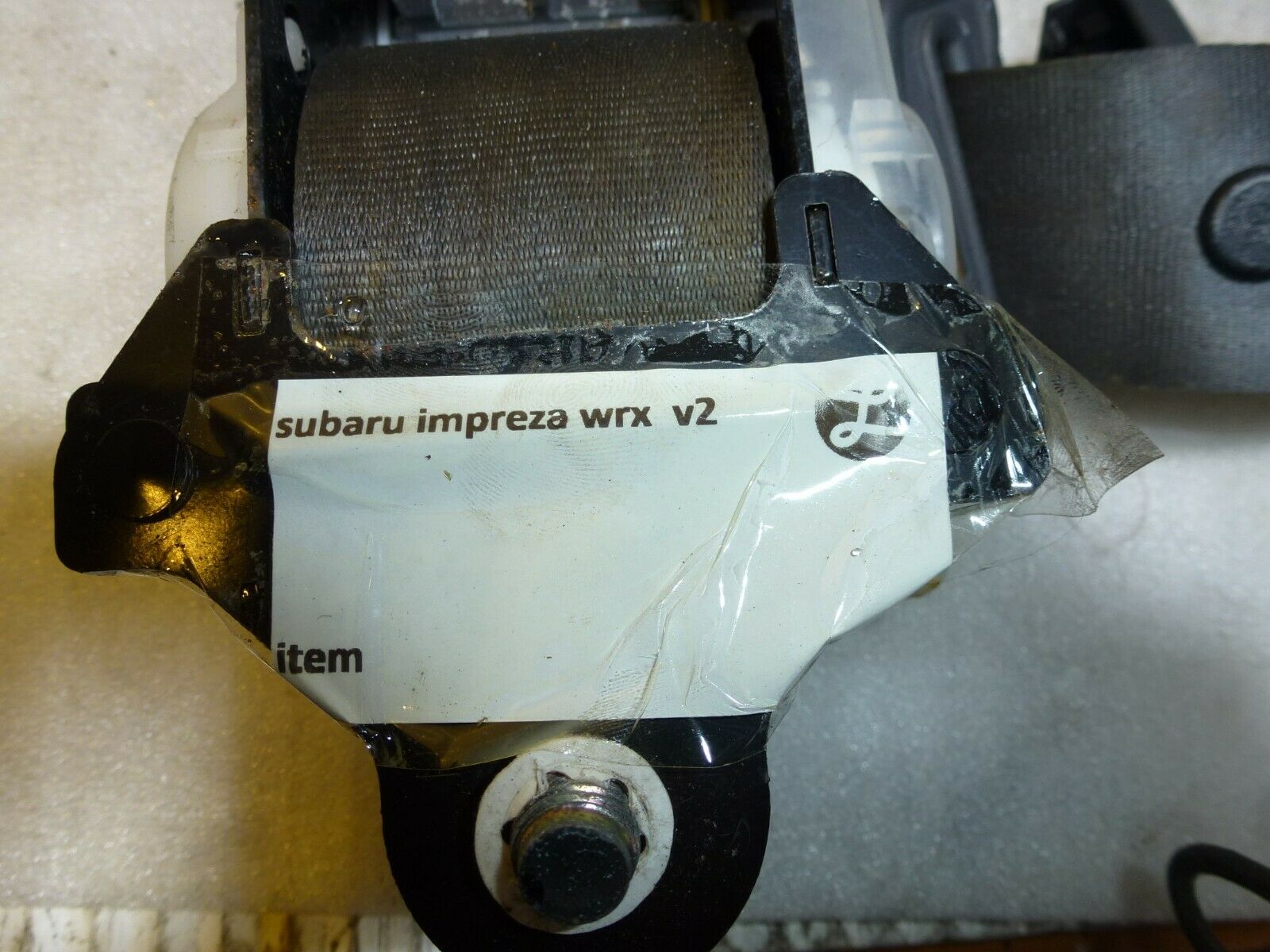 SUBARU IMPREZA WRX STI V2 FRONT SEAT BELT CLIP LEFT + RIGHT - Image 4