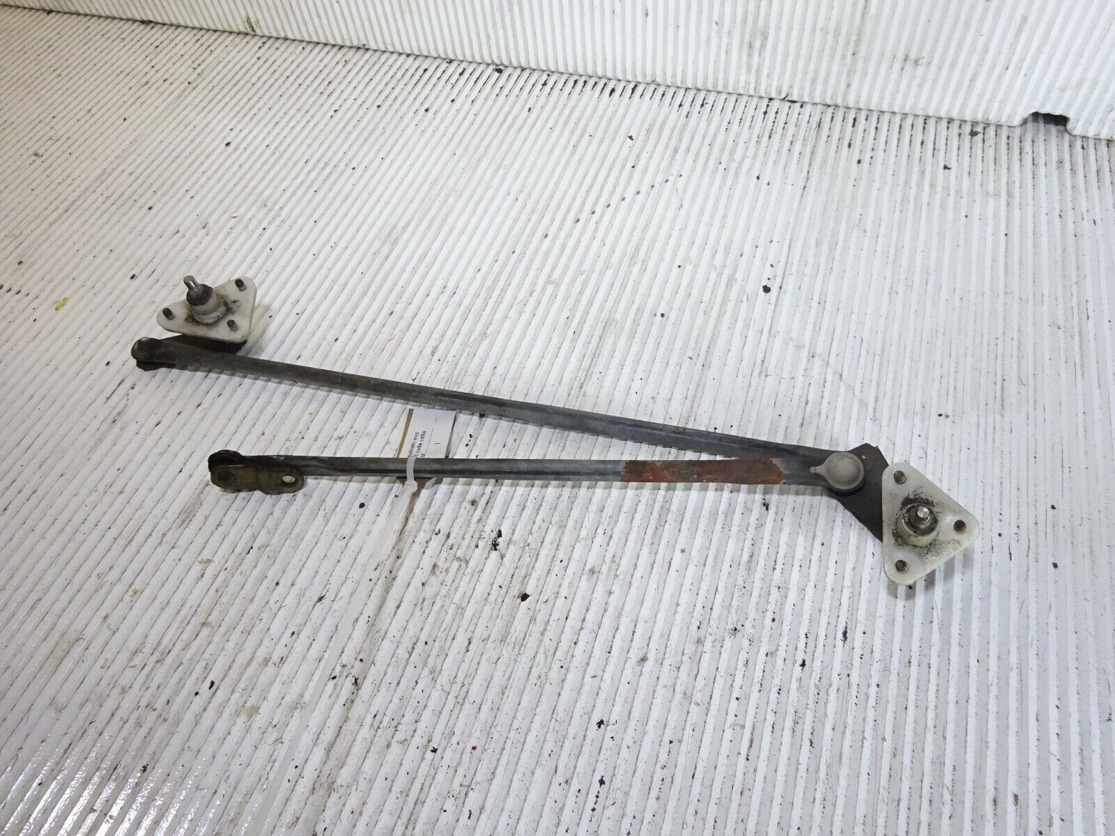 Mitsubishi evo evolution 1 2 3 front wiper linkage mechanism arm arms