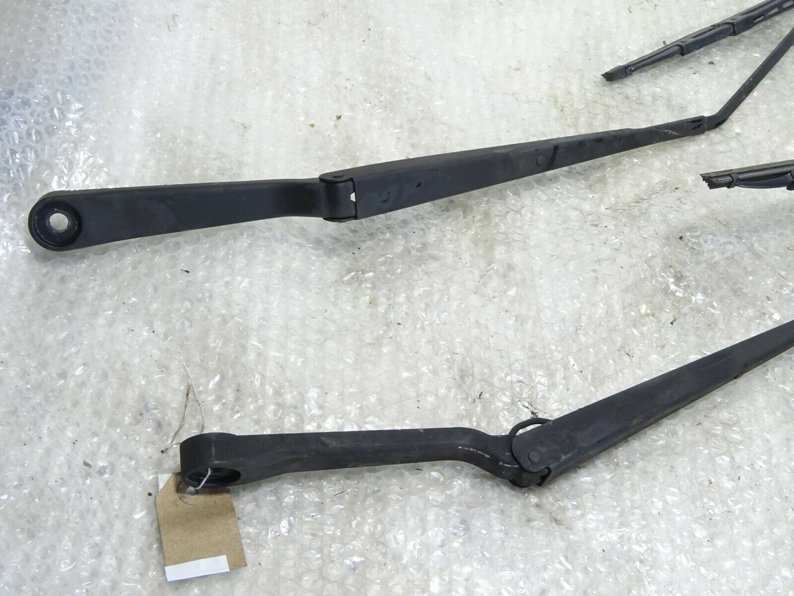 Subaru Impreza wrx sti classic v2 front windscreen wiper arms y 1995 gc8 - Image 3