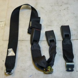 Subaru impreza wrx sti newage hawkeye 2006  rear lap belt seat belt buckle clip