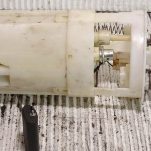 HYUNDAI I10 FUEL PUMP + SENDER UNIT 31110-07000  2007