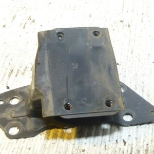 NISSAN 350Z FAIRLADY FRONT  BUMPER LEFT IMPACT BAR SUPPORT BRACKET MOUNT LEFT