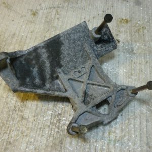 SUBARU IMPREZA NEWAGE WRX STI GDB V8  AIRCON PUMP  MOUNTING BRACKET SUPPORT