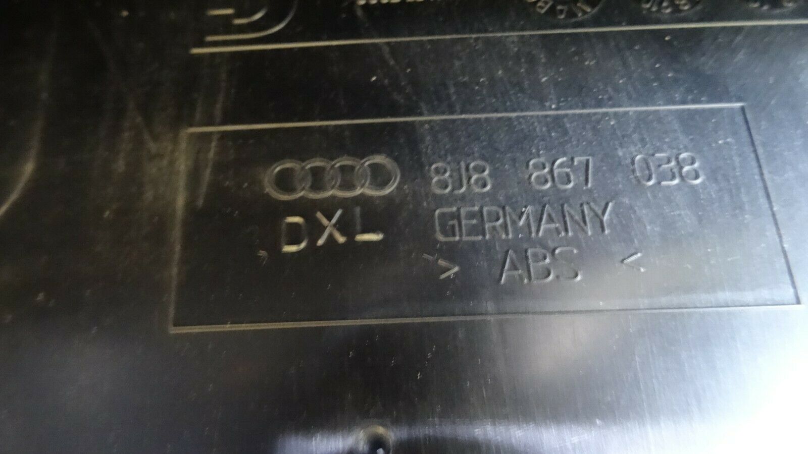 Audi tt 2.0 fsi 2009 REAR QUARTER INNER TRIM PLASTIC SVKL HL 8J8867038 LEFT SIDE - Image 5