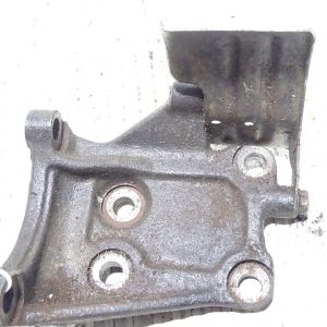MITSUBISHI GTO  3000 GT TWIN TURBO auxiliary MOUNTING BRACKET N