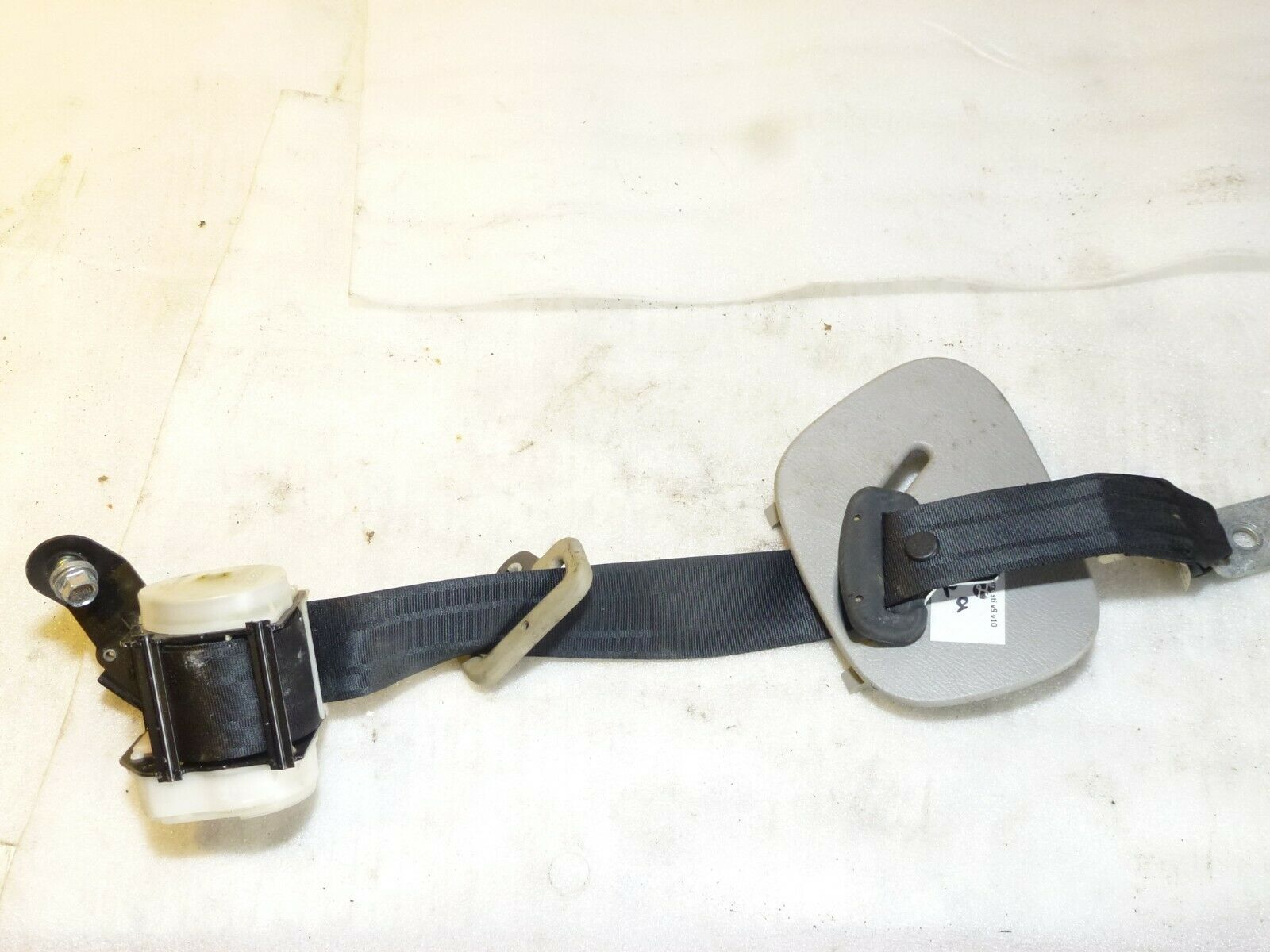 SUBARU IMPREZA WRX STI NEWAGE REAR PASSENGER SIDE SEAT BELT NSR GDB - Image 2