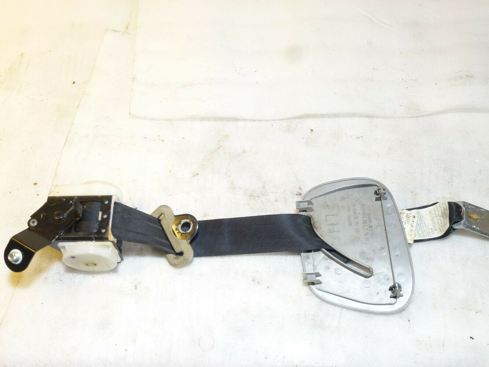 SUBARU IMPREZA WRX STI NEWAGE REAR PASSENGER SIDE SEAT BELT NSR GDB