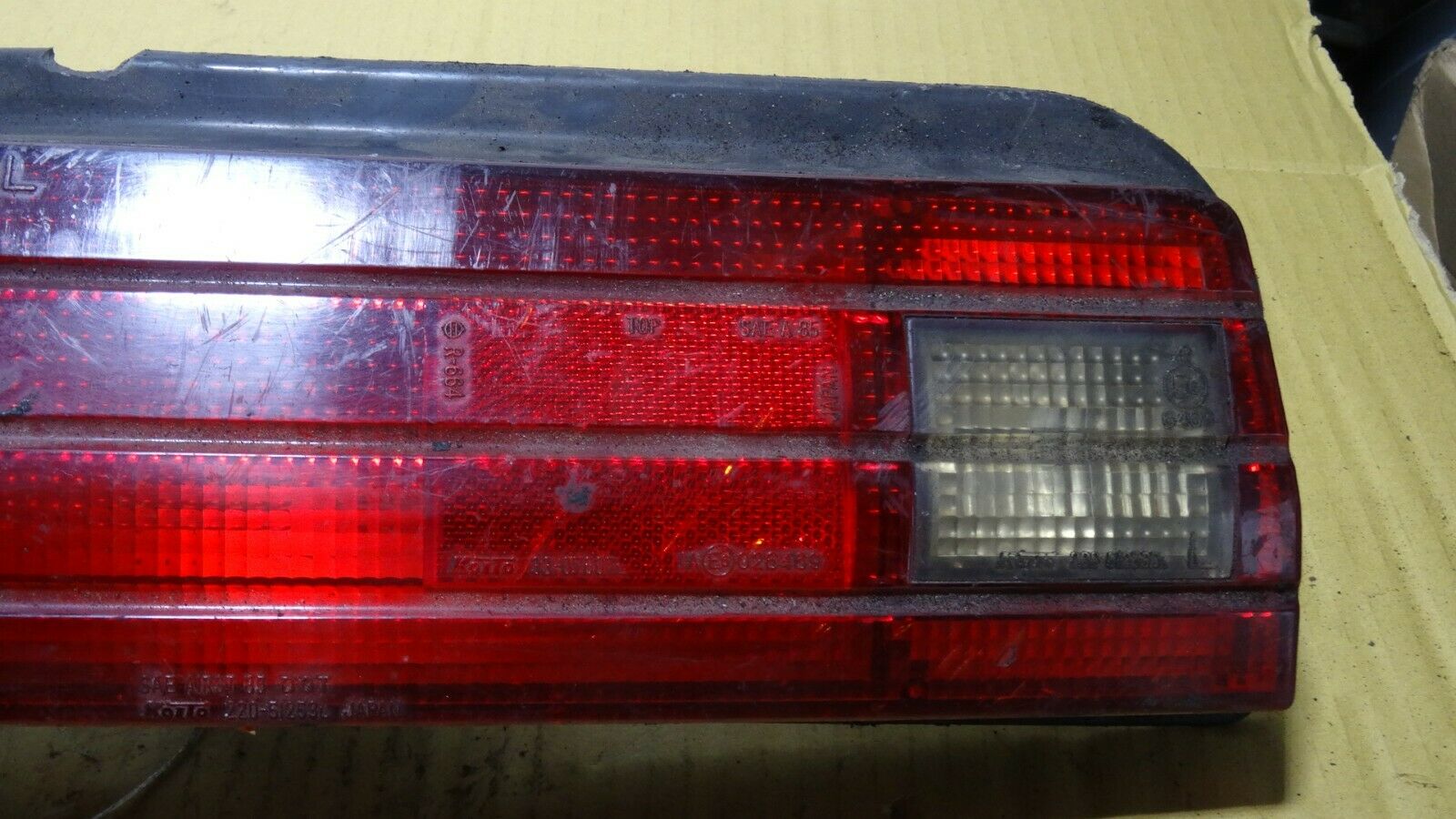DAIHATSU CHARADE GTti cb80 REAR LIGHT CLUSTER PRE FACE LIFT PASSENGER LEFT - Image 4