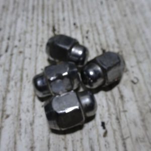 Hyundai i10   wheel  nuts x4  i 10