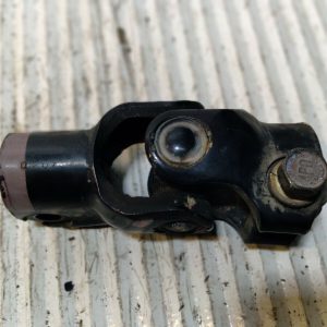 NISSAN SKYLINE R34 GTT ER34 POWER STEERING  U JOINT MOUNT BRACKET KNUCKLE B