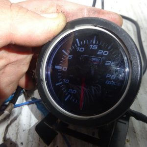 Subaru impreza wrx sti  aftermarket boost gauge  + sensor
